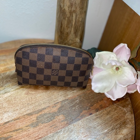 SOLD. Louis Vuitton PM Cosmetic Pouch - Picture 14 of 16